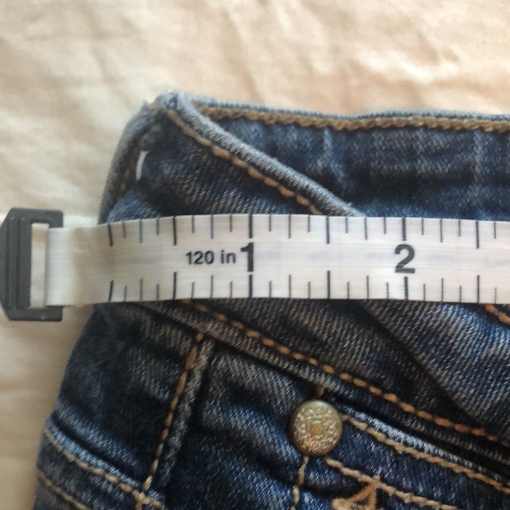 Aura Jeans - Picture 12 of 12